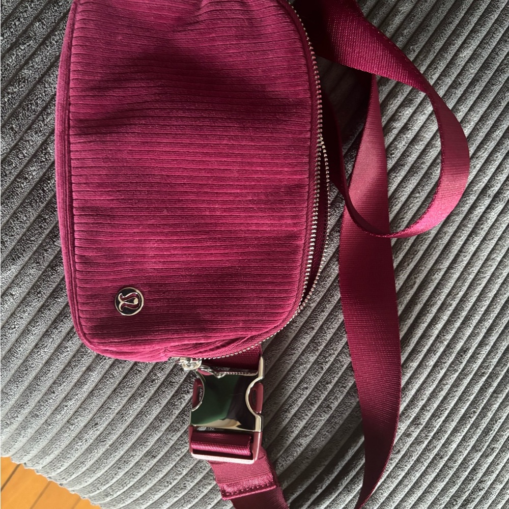 lululemon athletica corduroy Crossbody Bag in Burgundy like new